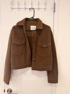 Aritzia Wilfred Free Autumn Shirt Jacket in Brown